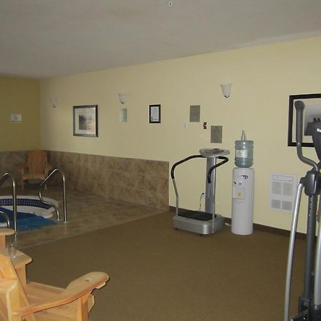 Trend Mountain Hotel & Conference Centre Tumbler Ridge Экстерьер фото